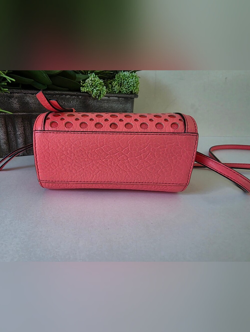 Kate Spade Perri Lane Looloo Vibrant Peony Pink Crossbody - Picture 9 of 13